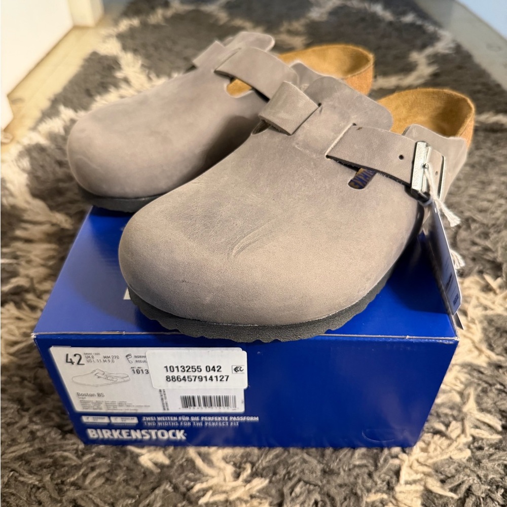 Birkenstock Taupe Suede Clogs mens sz 42